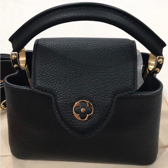 Louis Vuitton Capucines Mini Black with Gold Hardware - Picture 3 of 16
